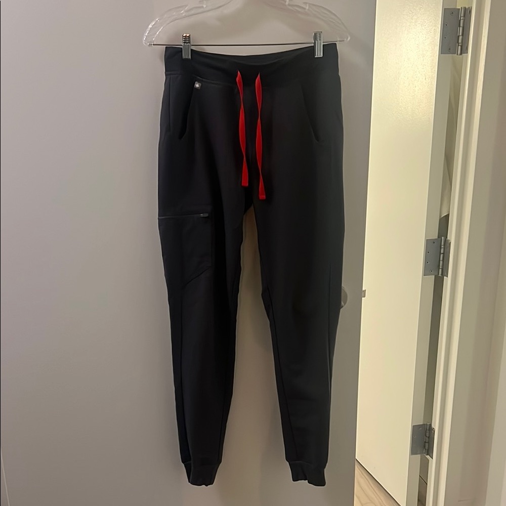 FIGS Zamora Charcoal Joggers